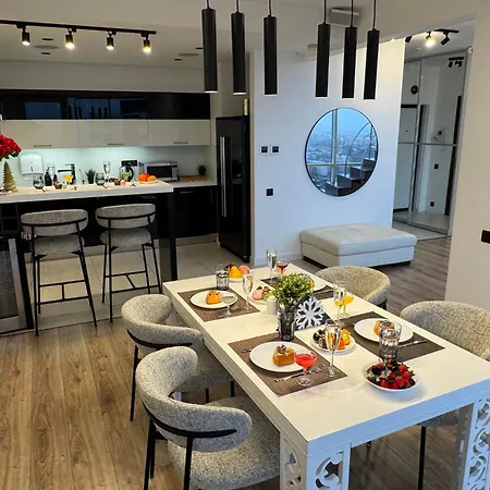 아파트 Grand Penthouse And *
