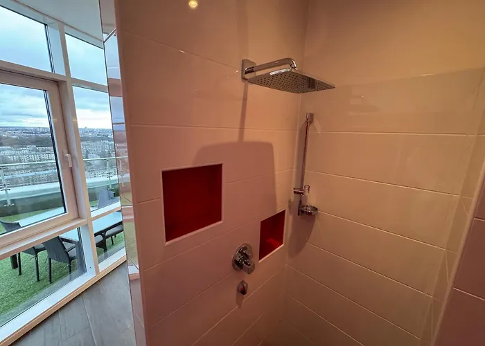 Grand Penthouse And Dzīvoklis